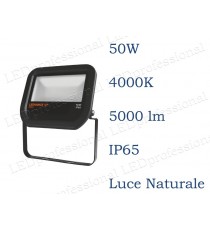 LEDVANCE Faro LED 50W luce naturale 4000K da esterno IP65